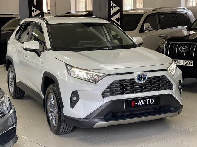 Toyota RAV4-3