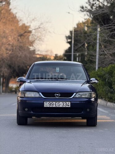 Opel Vectra 1999, 450,000 km - 1.6 l - Zaqatala