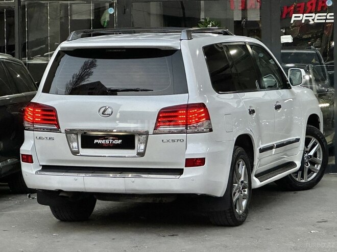 Lexus LX 570 2013, 131,000 km - 5.7 l - Bakı