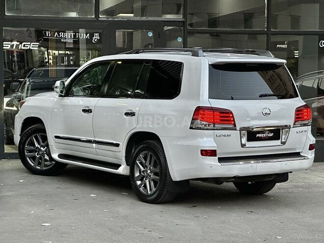 Lexus LX 570 2013, 131,000 km - 5.7 l - Bakı