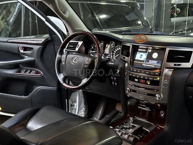 Lexus LX 570 2013, 131,000 km - 5.7 l - Bakı