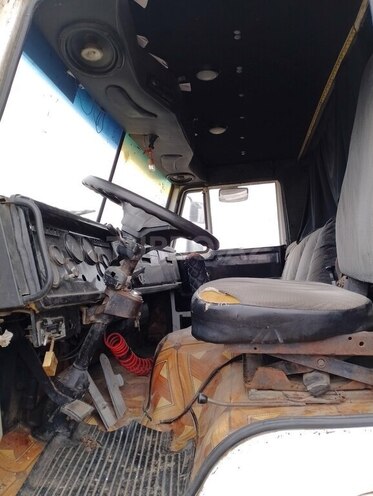 KamAz 53213 1990, 523,562 km - 11.0 l - Beyləqan