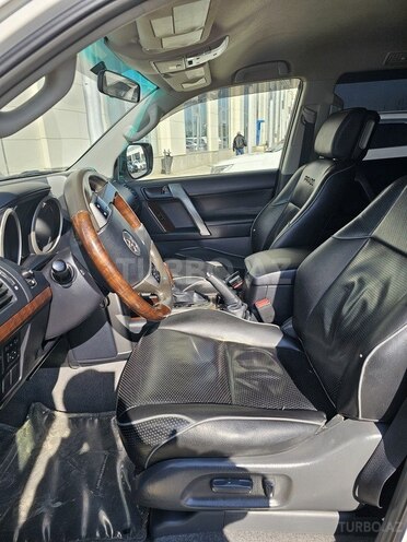 Toyota Land Cruiser Prado 2013, 62,000 km - 2.7 l - Quba