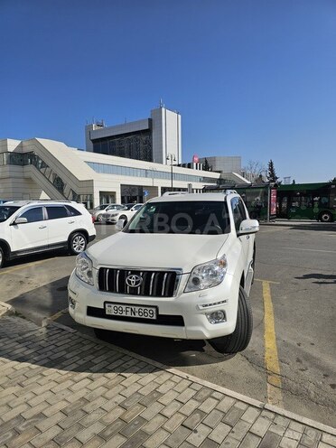 Toyota Land Cruiser Prado 2013, 62,000 km - 2.7 l - Quba