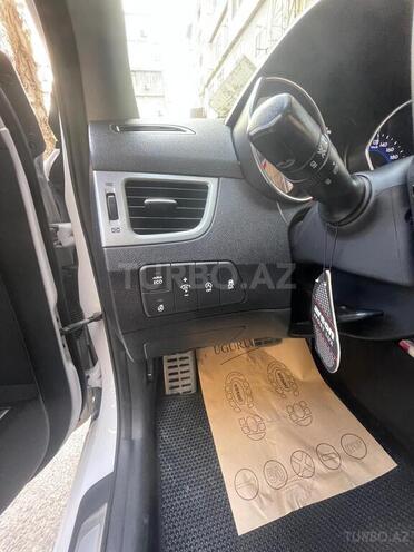 Hyundai Avante 2014, 190,000 km - 1.6 л - Bakı