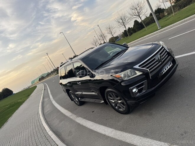 Lexus LX 570 2014, 180,000 km - 5.7 l - Bakı
