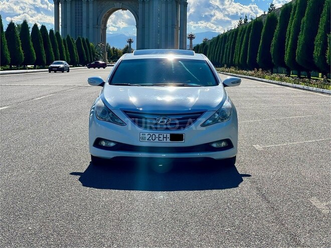 Hyundai Sonata 2014, 145,000 km - 2.0 л - Gəncə