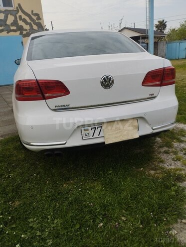 Volkswagen Passat 2014, 103,864 km - 1.8 л - Masallı