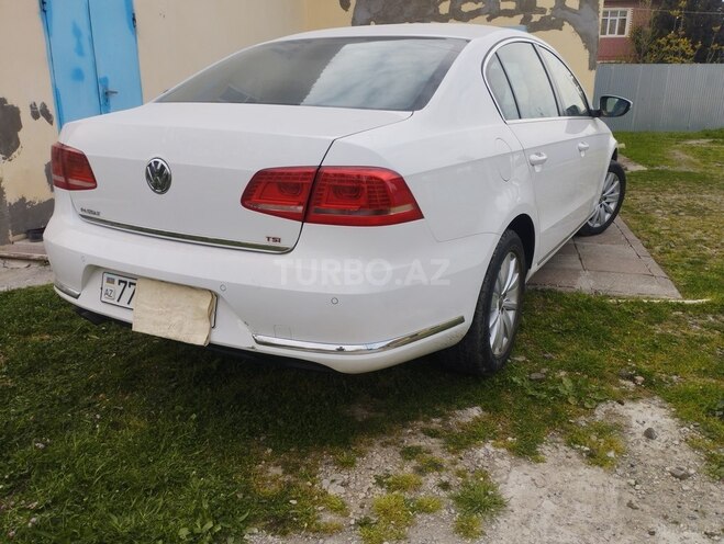 Volkswagen Passat 2014, 103,864 km - 1.8 л - Masallı