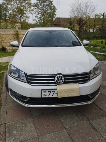 Volkswagen Passat 2014, 103,864 km - 1.8 л - Masallı