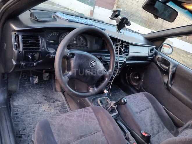 Opel Vectra 1997, 200,000 km - 1.6 l - Bakı
