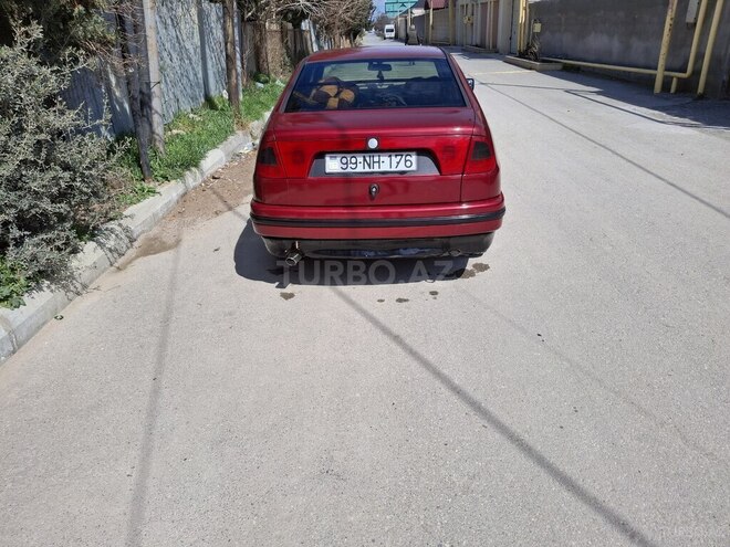 Volkswagen Polo 1995, 300,000 km - 1.6 l - Bakı