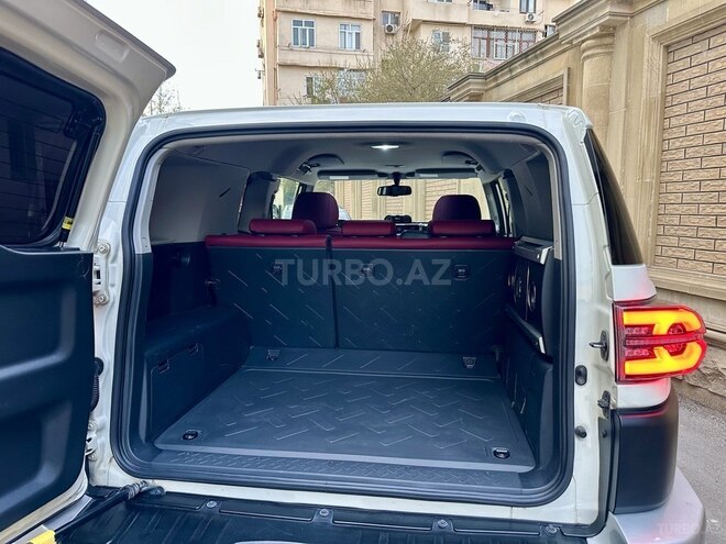 Toyota FJ Cruiser-18