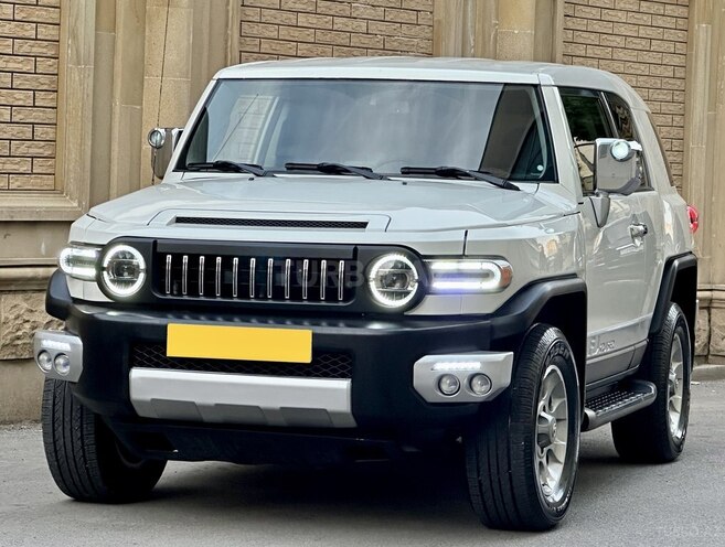 Toyota FJ Cruiser-1