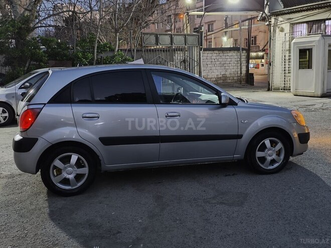 Kia Rio 2006, 235,000 km - 1.4 l - Bakı