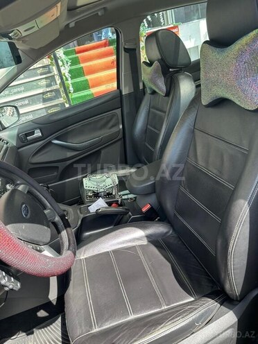 Ford Kuga 2010, 259,680 km - 2.5 l - Bakı