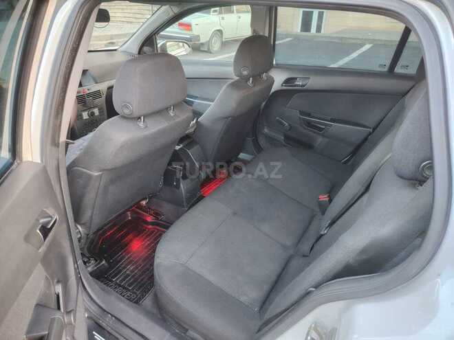 Opel Astra 2005, 284,555 km - 1.4 l - Zaqatala