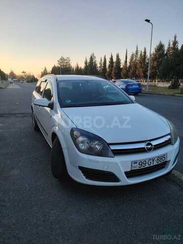 Opel Astra 2005, 284,555 km - 1.4 l - Zaqatala