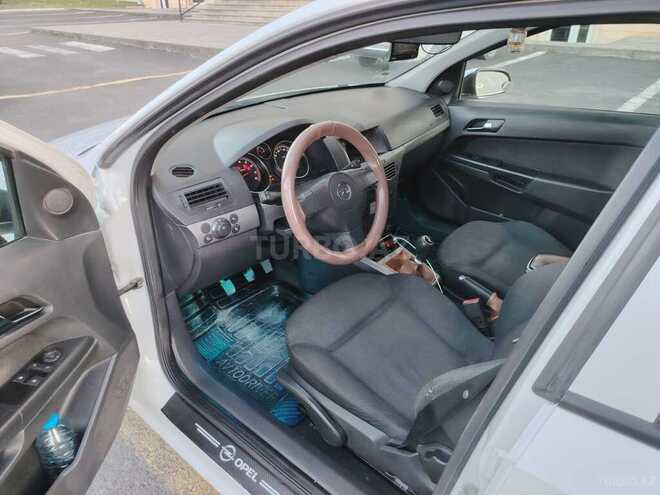 Opel Astra 2005, 284,555 km - 1.4 l - Zaqatala