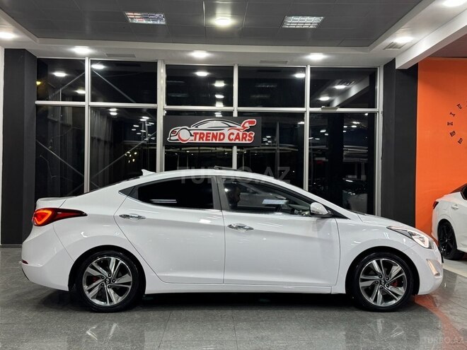 Hyundai Avante 2015, 181,000 km - 1.6 л - Xırdalan