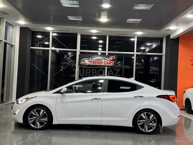 Hyundai Avante 2015, 181,000 km - 1.6 л - Xırdalan