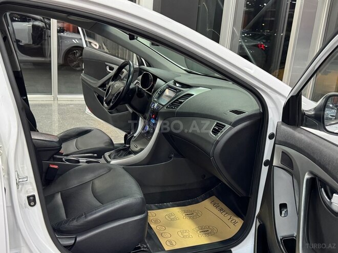Hyundai Avante 2015, 181,000 km - 1.6 л - Xırdalan