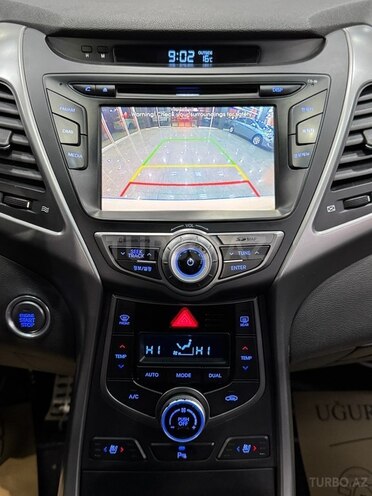 Hyundai Avante 2015, 181,000 km - 1.6 л - Xırdalan