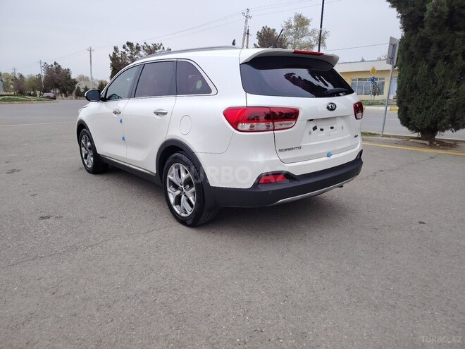 Kia Sorento-4