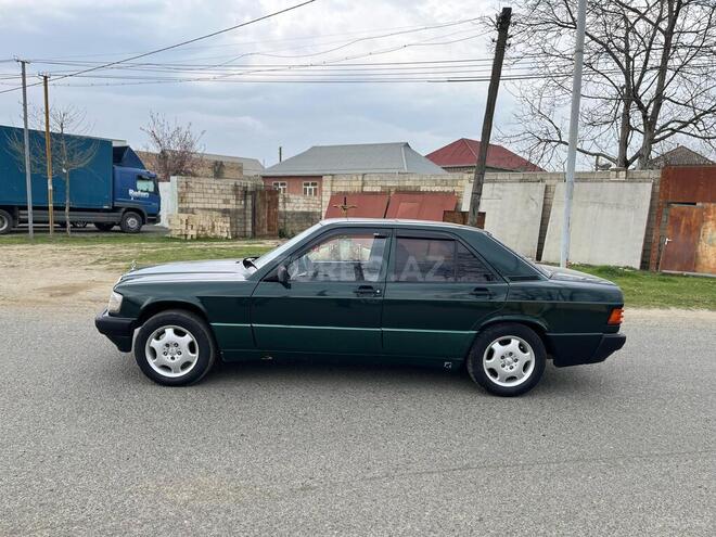 Mercedes 190 1992, 150,000 km - 1.8 l - Lənkəran