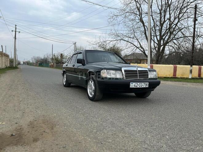 Mercedes 190 1992, 150,000 km - 1.8 l - Lənkəran