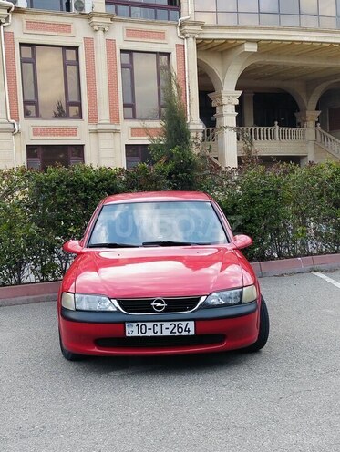 Opel Vectra 1996, 414,995 km - 1.8 l - Qusar