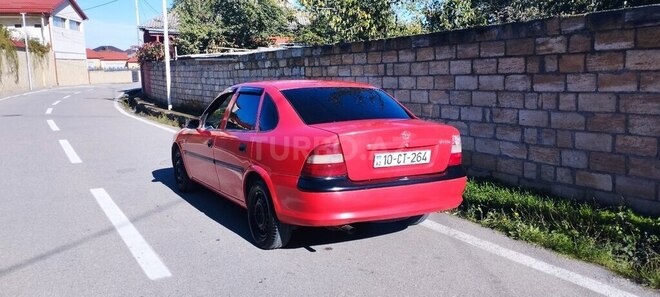 Opel Vectra 1996, 414,995 km - 1.8 l - Qusar