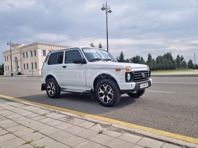 LADA (VAZ) Niva 2023, 12,500 km - 1.7 l - Ağdaş