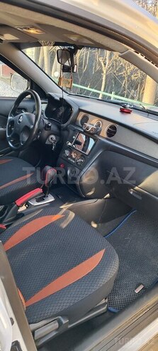 Mitsubishi Outlander 2004, 196,000 km - 2.4 l - Şəki