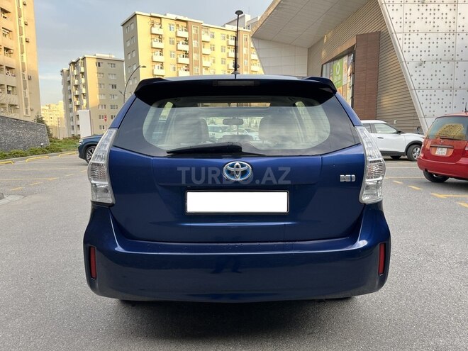 Toyota Prius V 2013, 135,000 km - 1.8 l - Bakı