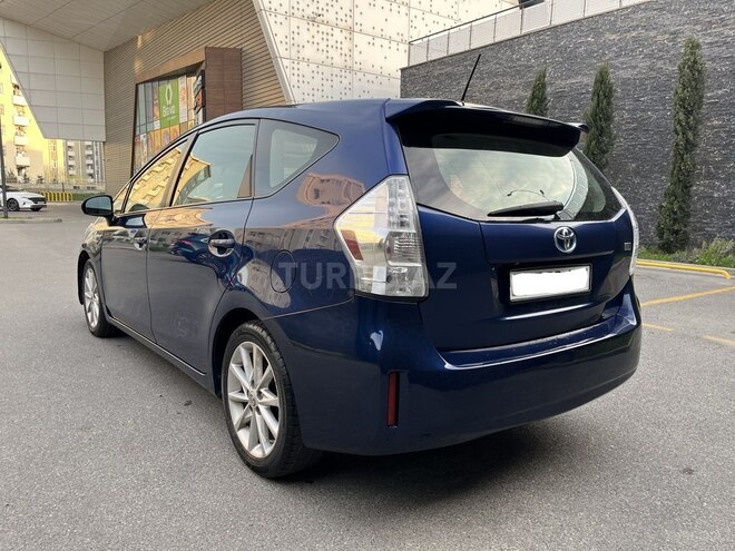 Toyota Prius V 2013, 135,000 km - 1.8 l - Bakı