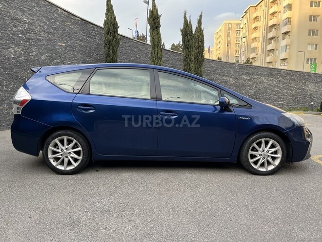 Toyota Prius V 2013, 135,000 km - 1.8 l - Bakı