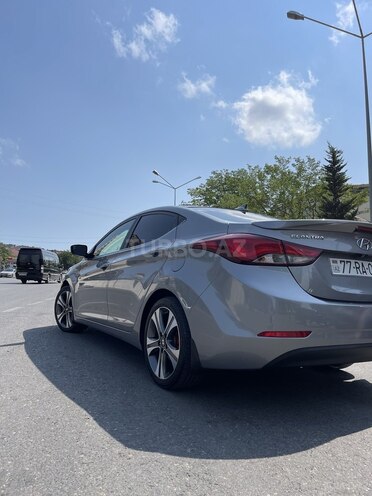 Hyundai Elantra 2015, 110,723 km - 2.0 л - Bakı