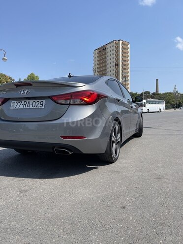 Hyundai Elantra 2015, 110,723 km - 2.0 л - Bakı