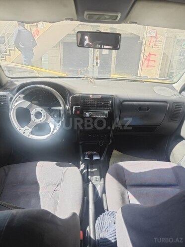 Volkswagen Polo 1999, 255,326 km - 1.4 l - Bakı