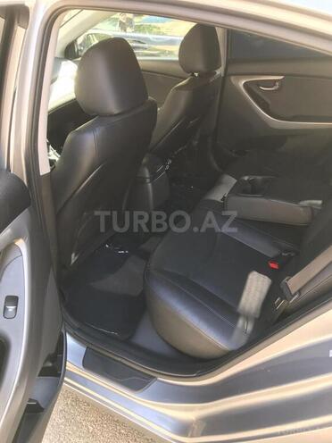 Hyundai Elantra 2015, 110,723 km - 2.0 л - Bakı
