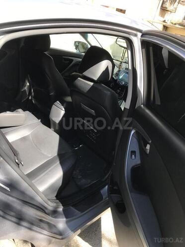 Hyundai Elantra 2015, 110,723 km - 2.0 л - Bakı