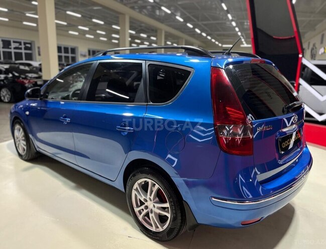 Hyundai i30-10