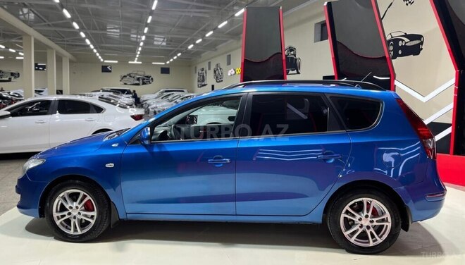 Hyundai i30-7