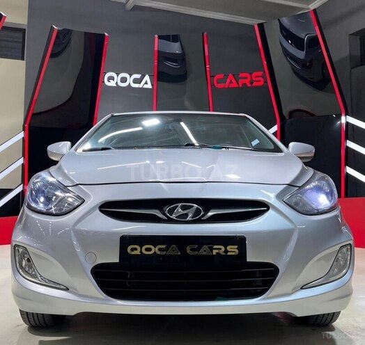 Hyundai Accent-3