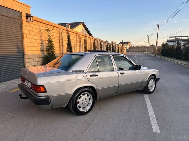 Mercedes 190 1990, 290,000 km - 2.0 l - Bakı
