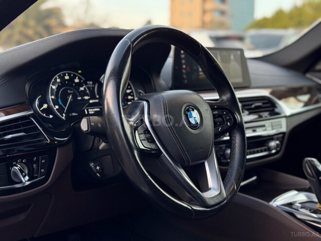 BMW 530e 2017, 135,000 km - 2.0 l - Bakı