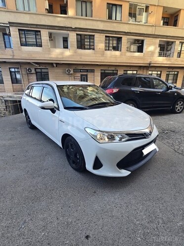 Toyota Corolla Fielder 2019, 135,000 km - 1.5 л - Bakı