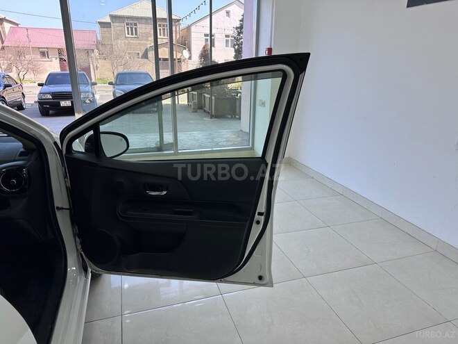 Toyota Aqua 2016, 21,000 km - 1.5 l - Sumqayıt