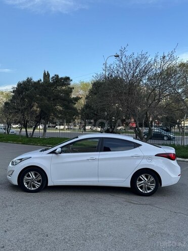 Hyundai Avante 2015, 95,000 km - 1.6 l - Bakı